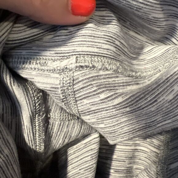 Lululemon Leggings Womens 8 29" W Wunder Under Scalloped Hem High Rise Crop Gray - Picture 13 of 15